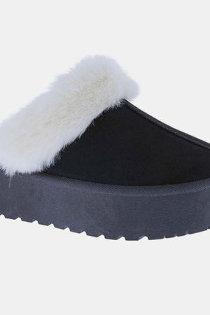 Frosted Bliss Platform Fuzzy Slippers-black