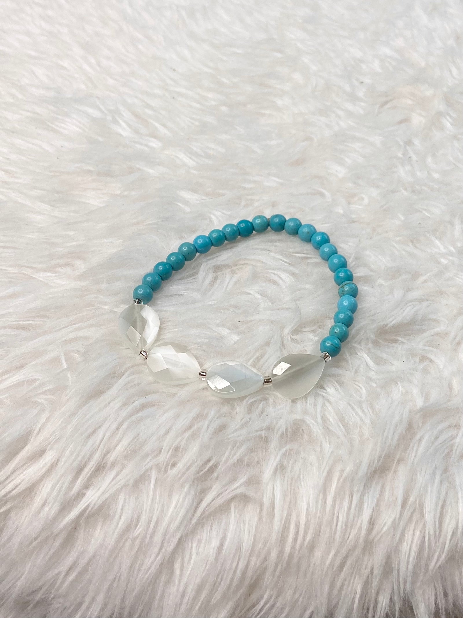 Tropical Whisper Magnesite Bracelet