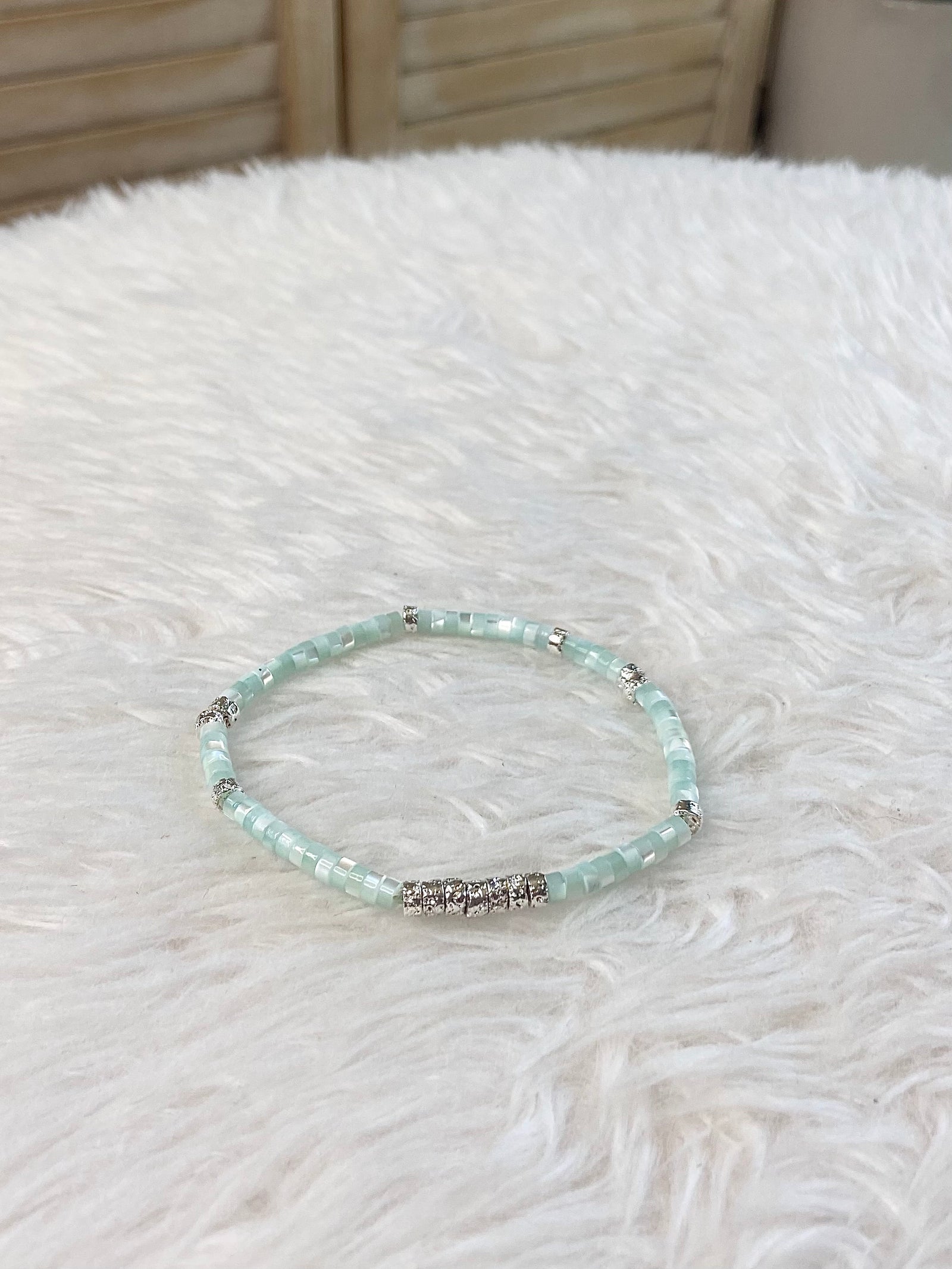 Aqua Shell Bead Bracelet