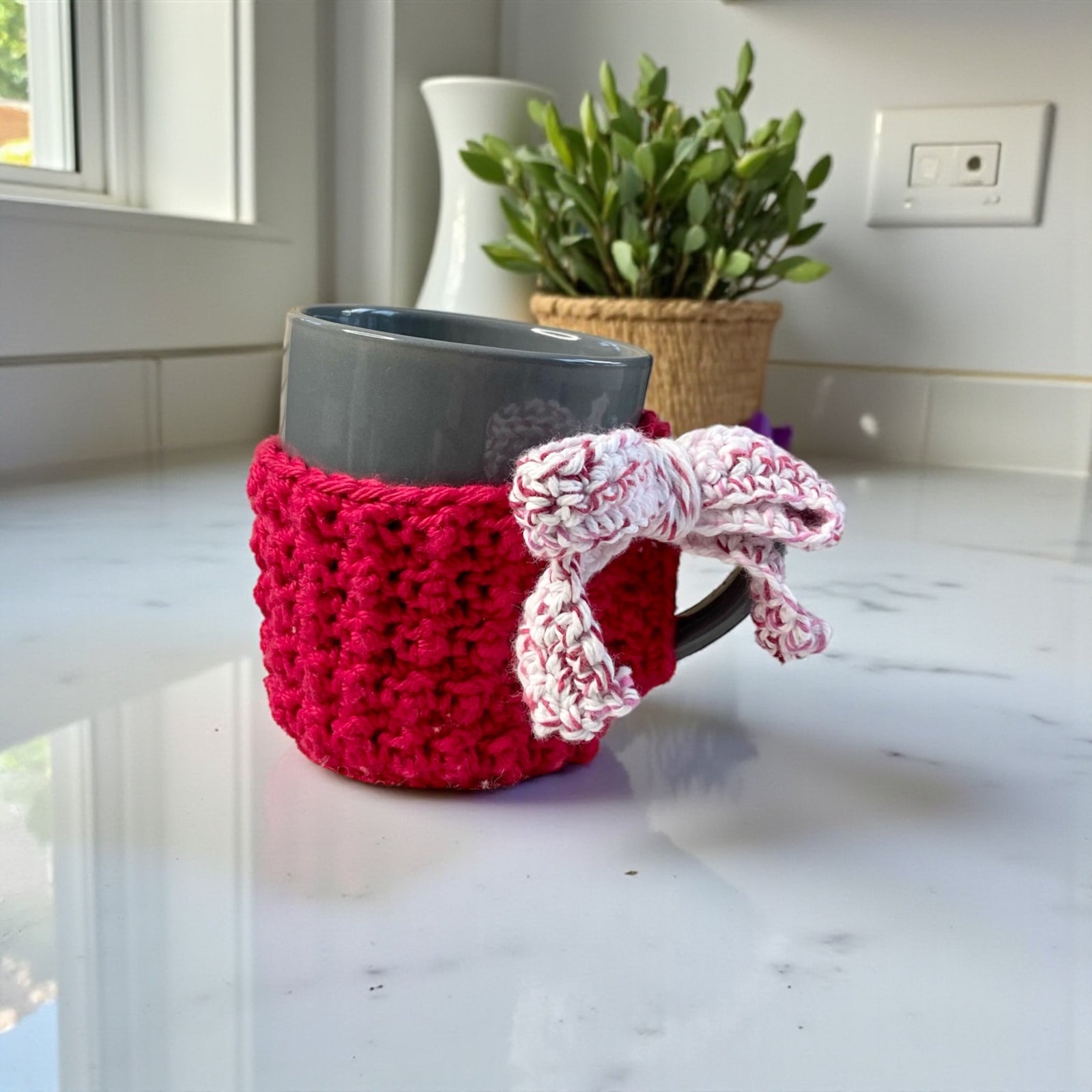 Hand-Crocheted Mug Cozy with Bow Handle Wrap – Cozy Coffee Cup Sleeve with Mug