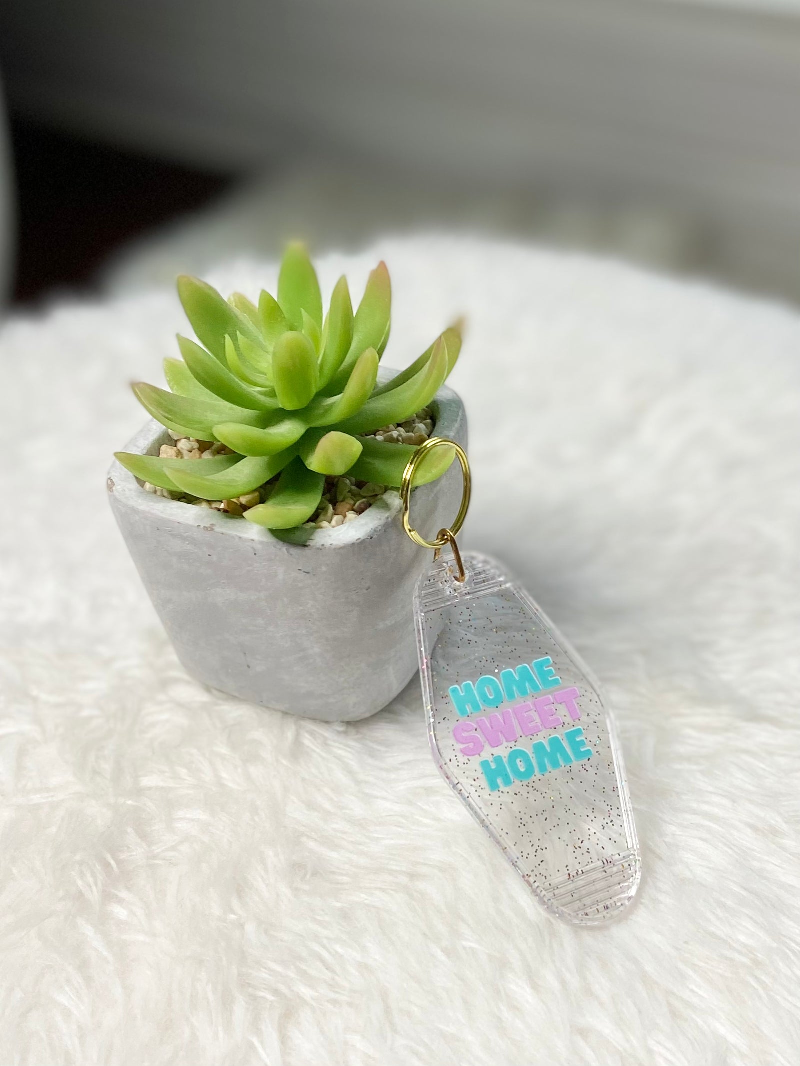 Retro Motel Keychain-home sweet home
