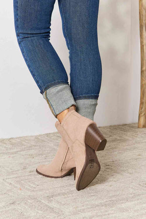 Block Heel Point Toe Ankle Boots
