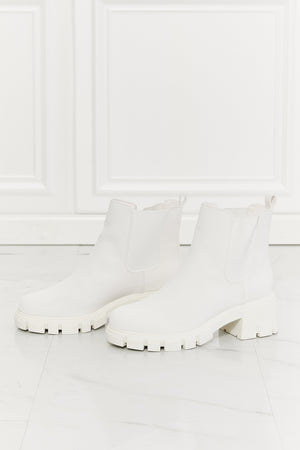 Work For It Matte Lug Sole Chelsea Boots-White