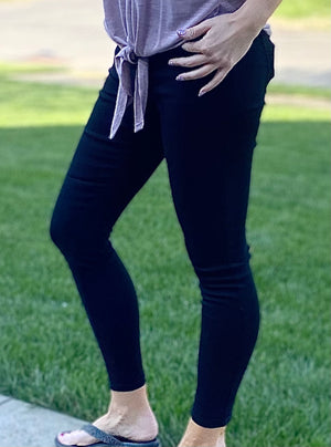 Victoria Skinny Black Jeans