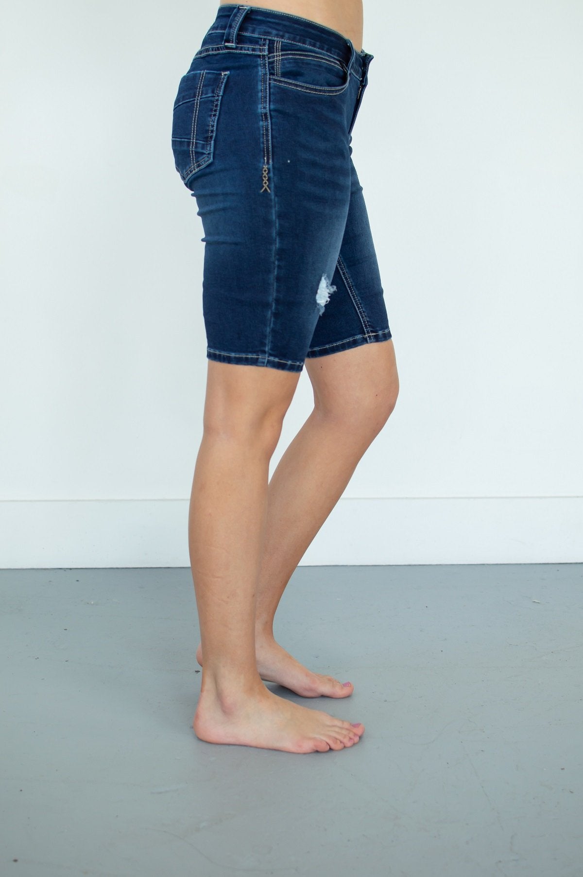 Brandi Bermudas-dark wash