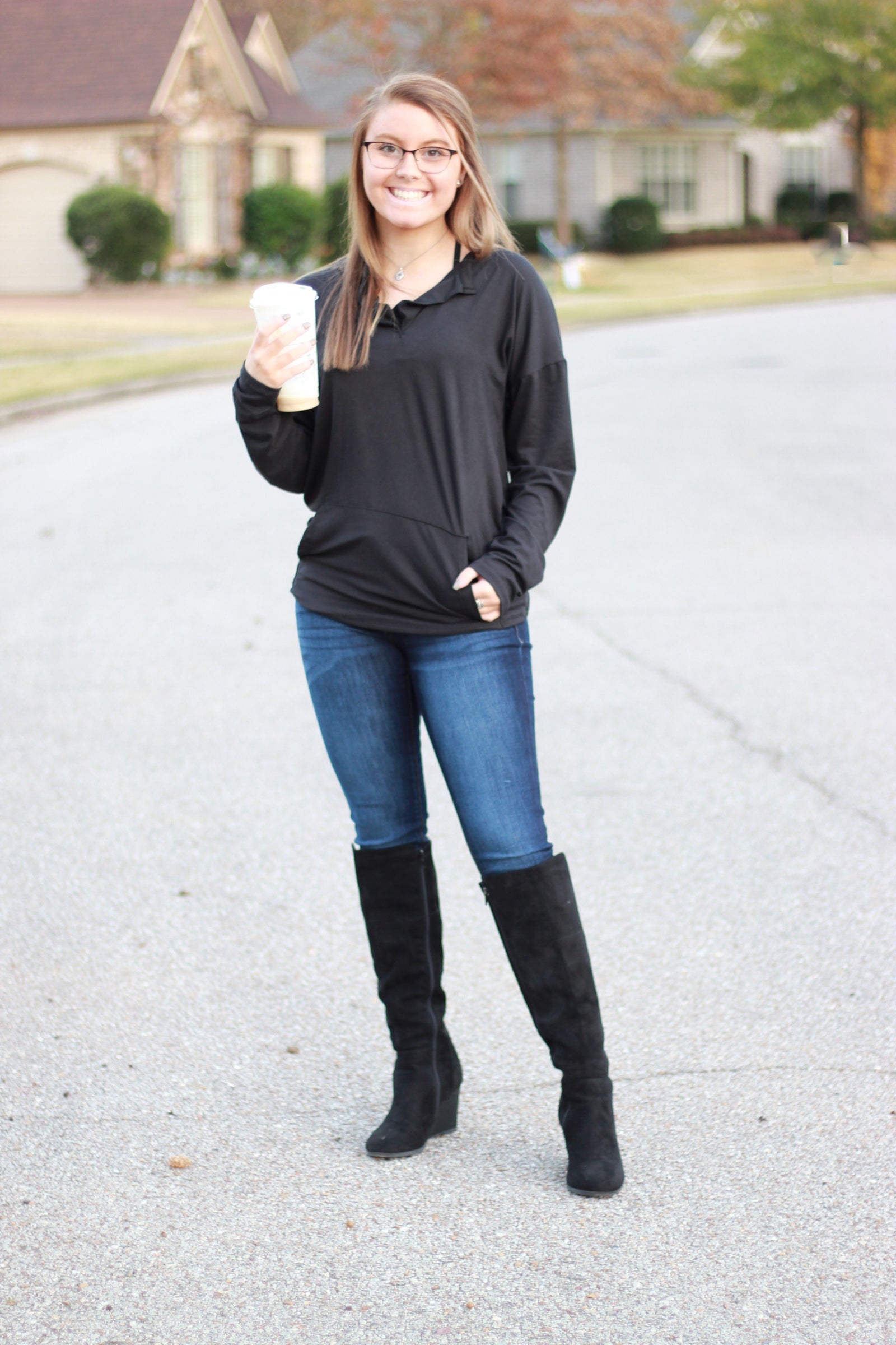 Sadie Kangaroo Top | Black