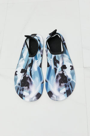 On The Shore Water Shoes-Multi