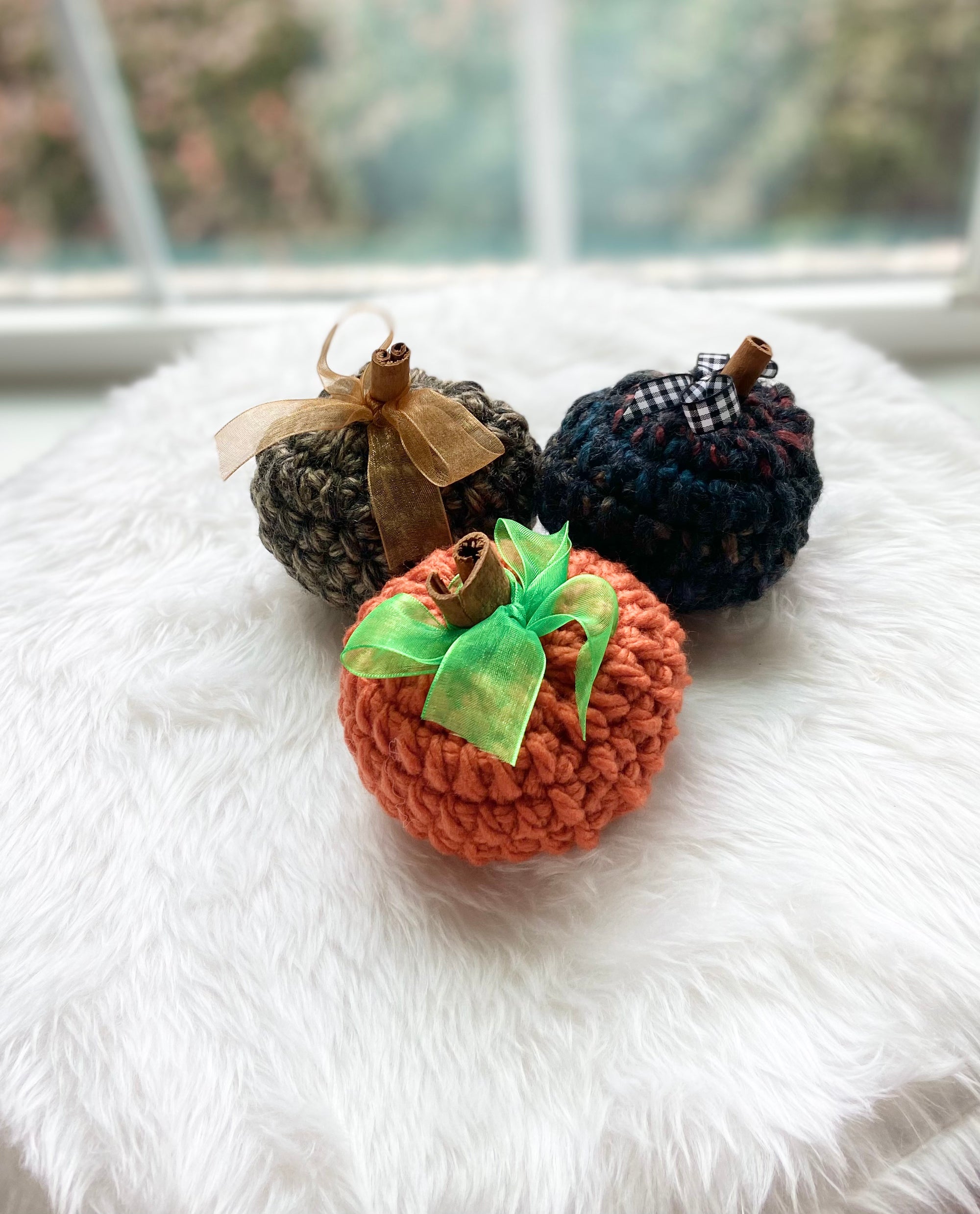Knit Pumpkin Decor