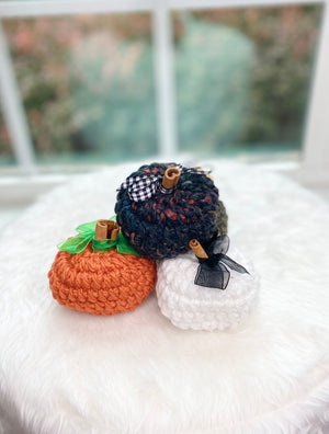 Knit Pumpkin Decor