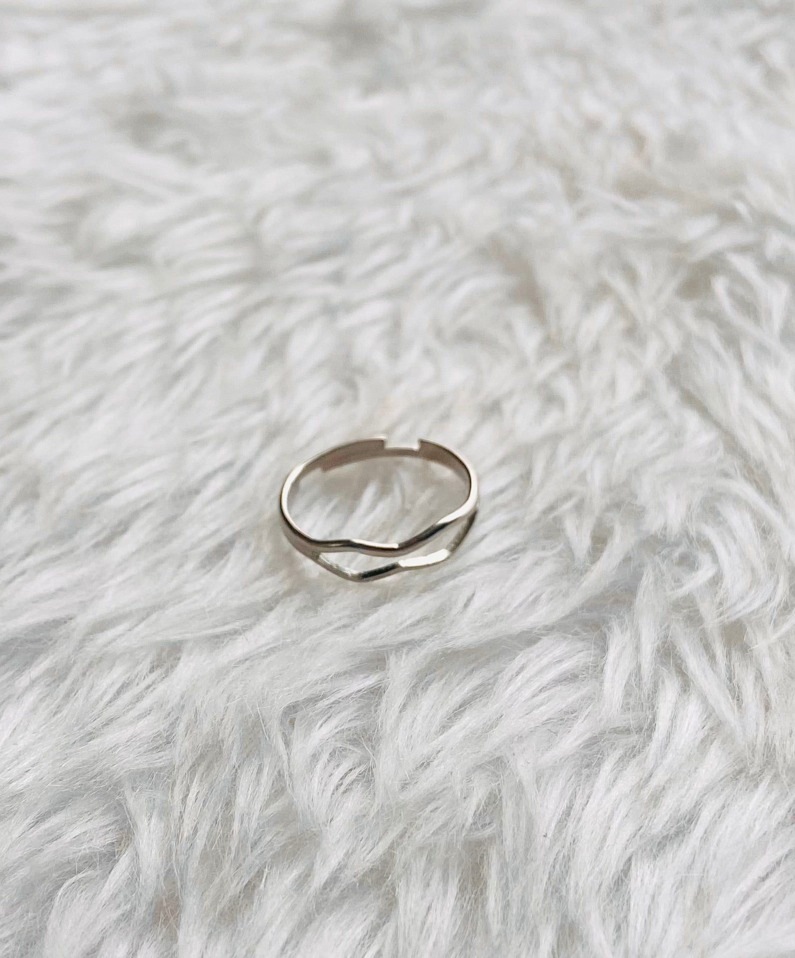 Key Classic Silver Ring